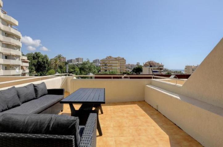 El Estudio De La Playa Benalbeach 324 Gran Terraza Vistas Al Mar Benalmádena Eksteriør bilde